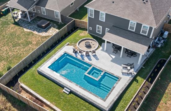 Transform Your Backyard Early with a Fiberglass Pool